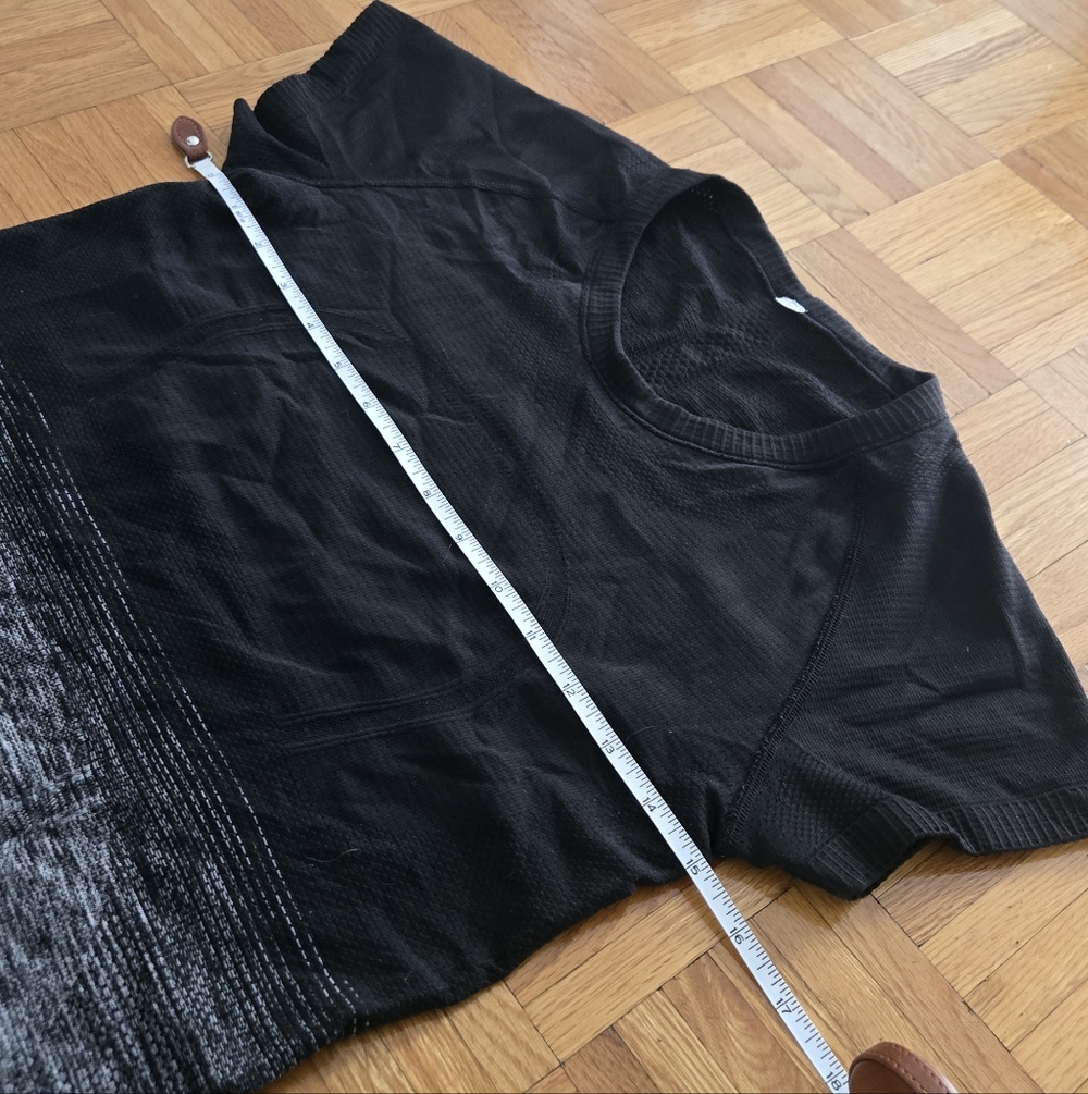 Lululemon Swiftly Tech Short Sleeve Crew Tee T-shirt Black Grey Ombre Size 6 - Picture 7 of 15